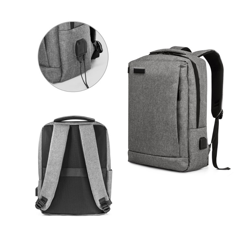 Mochila com Placa para Personalização.