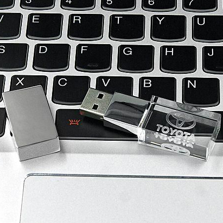 Pen Drive de Vidro Personalizado